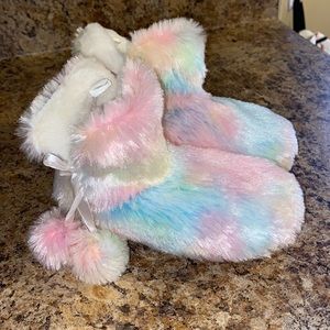Girls fuzzy slippers